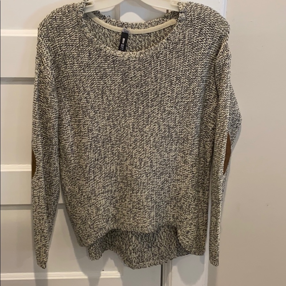Design lab sweater, leather elbow patches, M